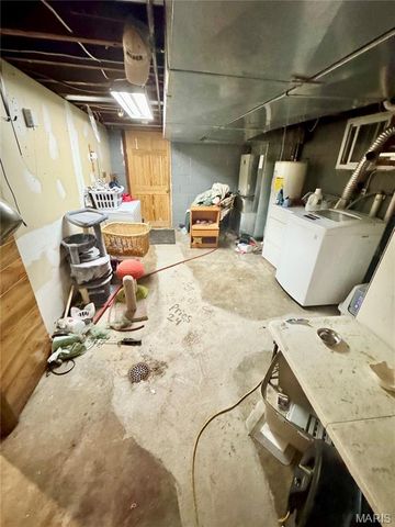 504 W Ripa Avenue, St Louis, MO 63125