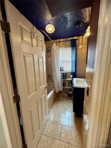 504 W Ripa Avenue, St Louis, MO 63125