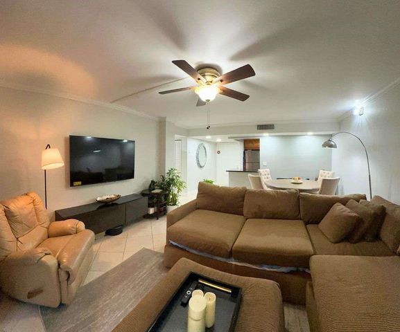 5160 Las Verdes Circle 103, Delray Beach, FL 33484