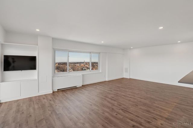 2200 Victory Parkway, Cincinnati, OH 45206