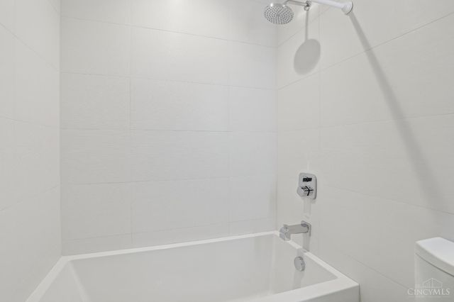 2200 Victory Parkway, Cincinnati, OH 45206