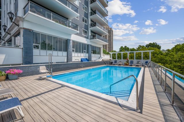 2200 Victory Parkway, Cincinnati, OH 45206