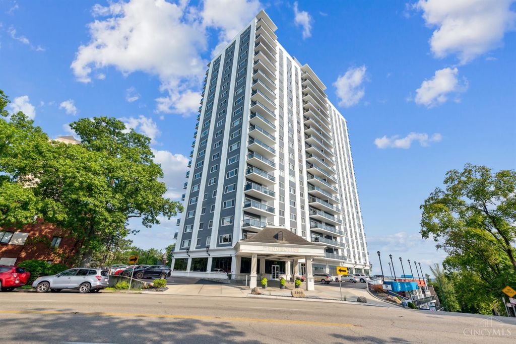 2200 Victory Parkway, Cincinnati, OH 45206