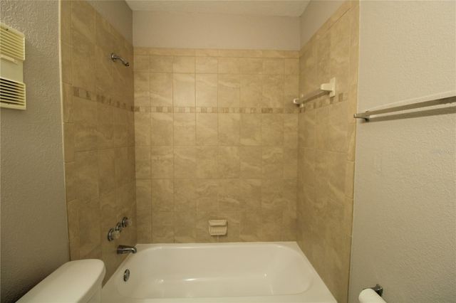 13731 JUNIPER BLOSSOM DRIVE 201, Tampa, FL 33618