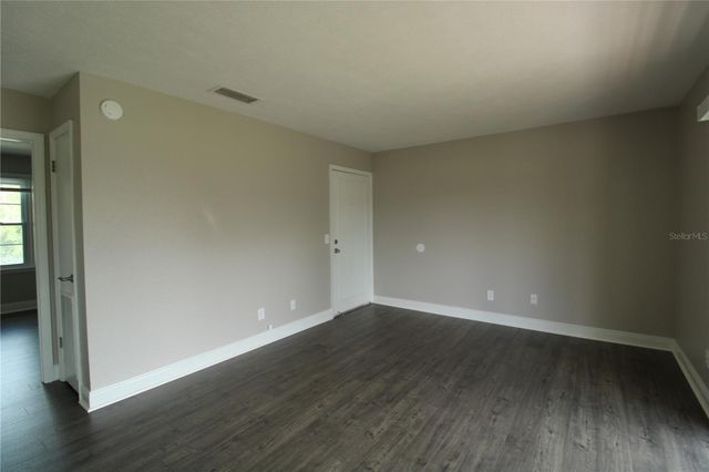 13731 JUNIPER BLOSSOM DRIVE 201, Tampa, FL 33618