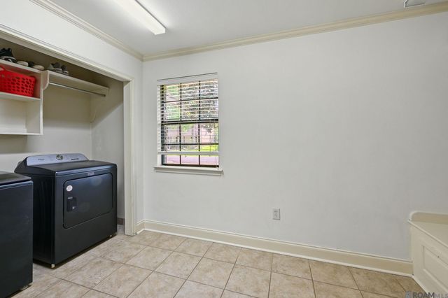 2814 Belle Cherie Ave, Baton Rouge, LA 70820