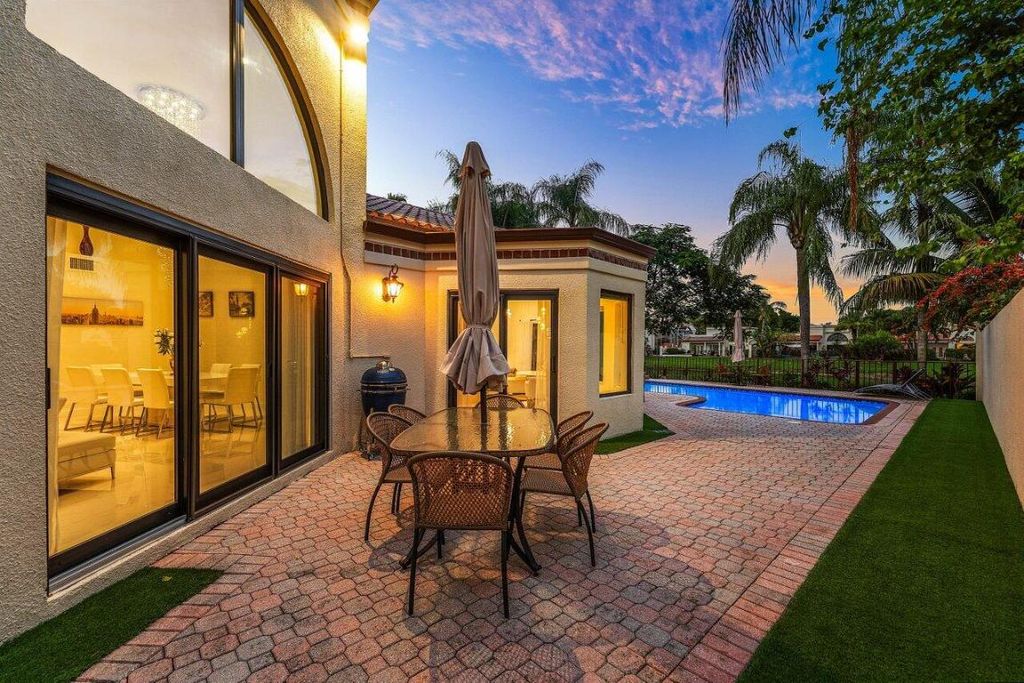 Image 48 of property listing at 23419 Mirabella Circle S, Boca Raton, FL 33433