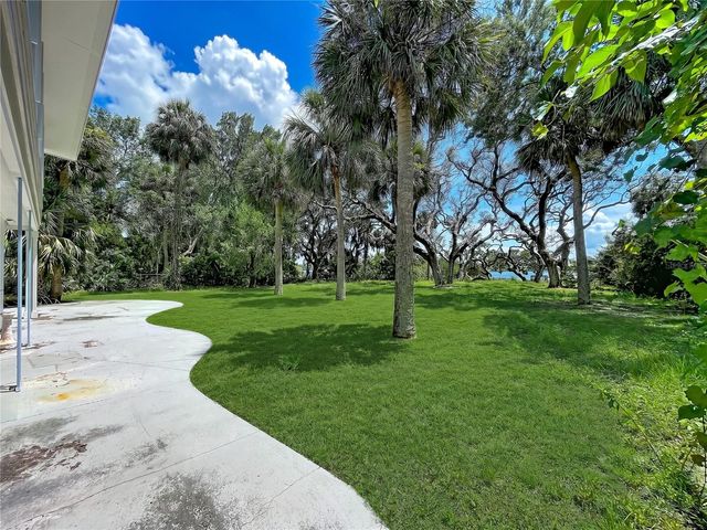 1275 MICKLER LANE, Tarpon Springs, FL 34689
