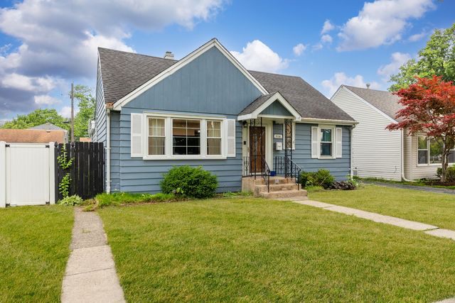 9116 S 53rd Court, Oak Lawn, IL 60453