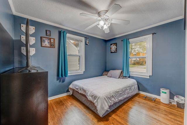 9116 S 53rd Court, Oak Lawn, IL 60453