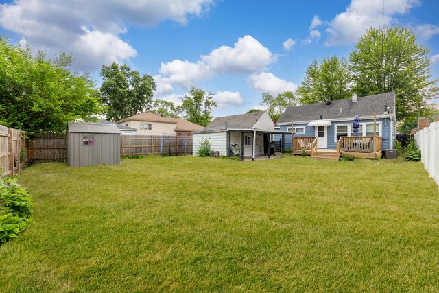 9116 S 53rd Court, Oak Lawn, IL 60453