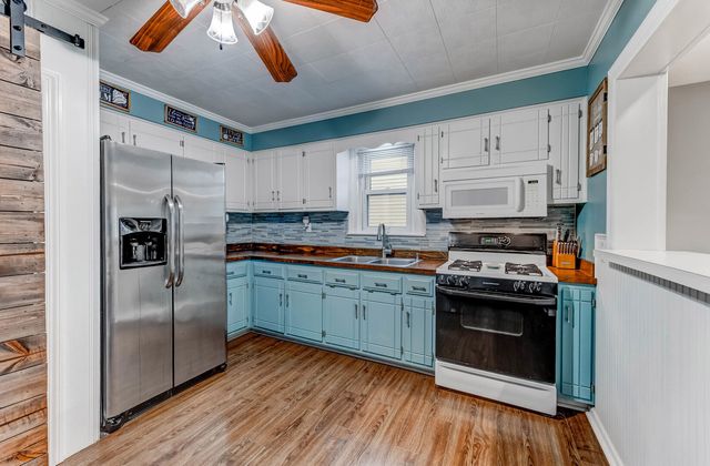 9116 S 53rd Court, Oak Lawn, IL 60453