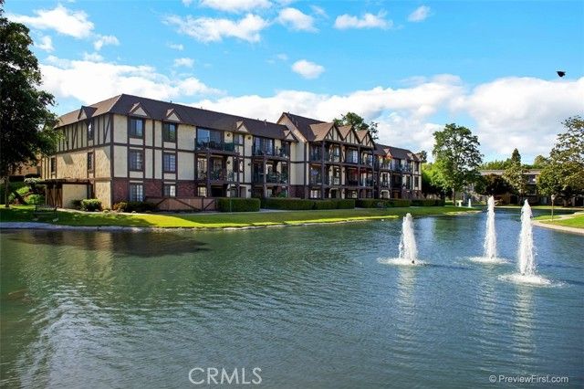 3683 S Bear J, Santa Ana, CA 92704