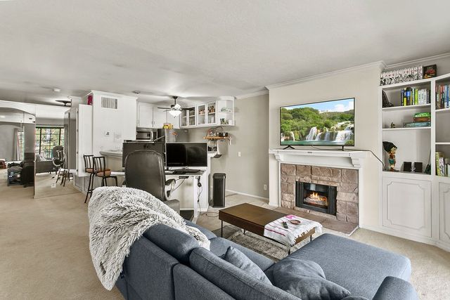 3683 S Bear J, Santa Ana, CA 92704