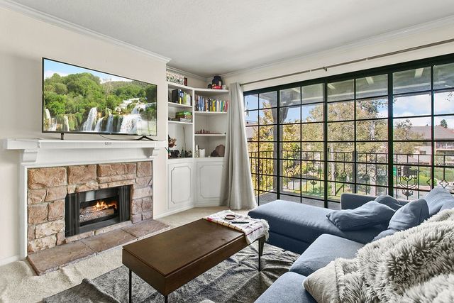 3683 S Bear J, Santa Ana, CA 92704