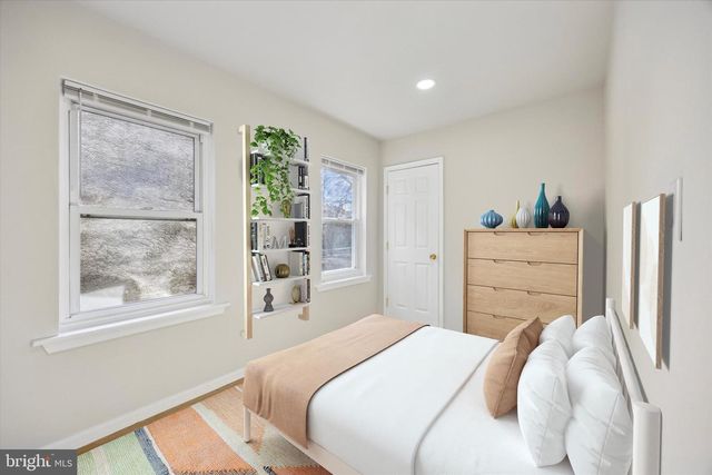 828 LELAND ST, Philadelphia, PA 19130