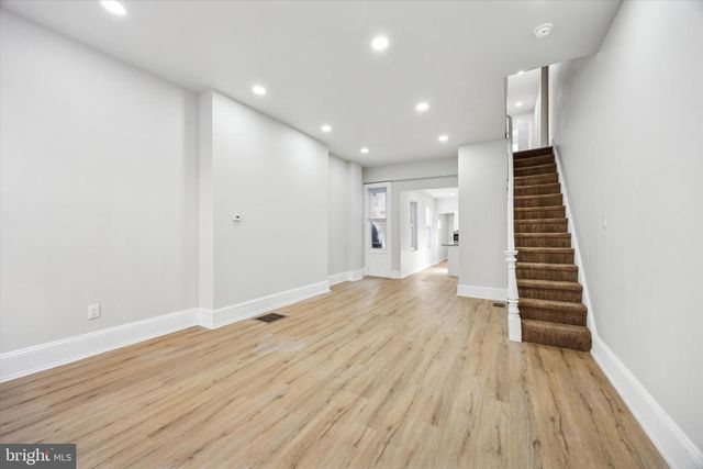 828 LELAND ST, Philadelphia, PA 19130