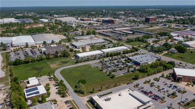 SW Westpark Drive, Bentonville, AR 72712