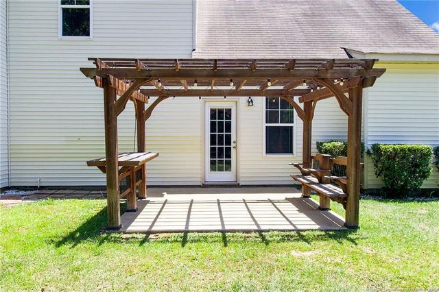 700 Heathrow Drive, Spring Lake, NC 28390