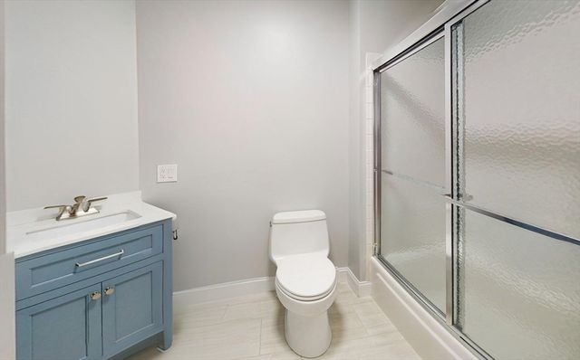 8 Knollwood Court 8, Burlington, MA 01803