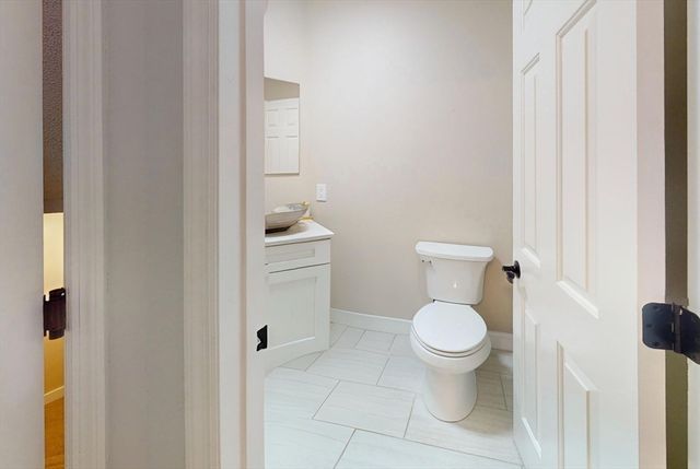 8 Knollwood Court 8, Burlington, MA 01803