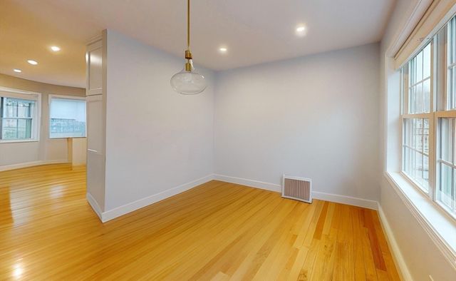 8 Knollwood Court 8, Burlington, MA 01803