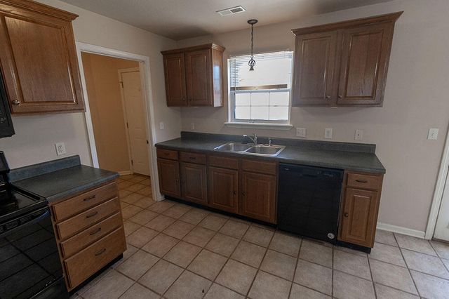 1900 FIELD ST, Columbia, MO 65203