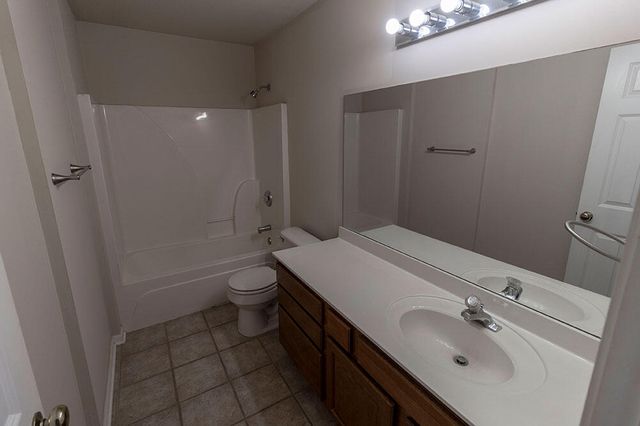 1900 FIELD ST, Columbia, MO 65203