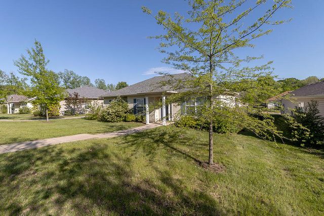 1900 FIELD ST, Columbia, MO 65203