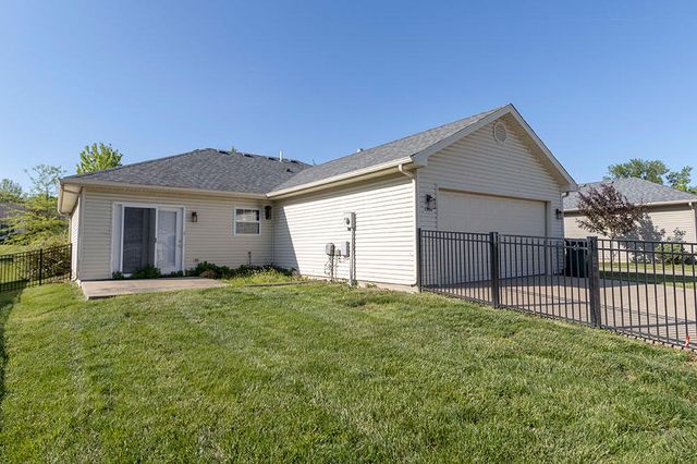 1900 FIELD ST, Columbia, MO 65203