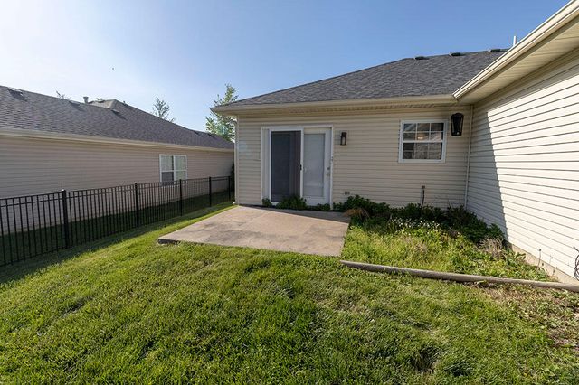 1900 FIELD ST, Columbia, MO 65203