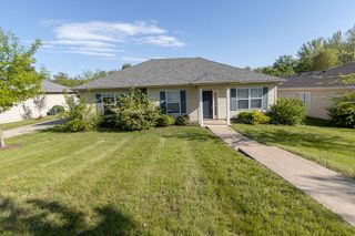 1900 FIELD ST, Columbia, MO 65203