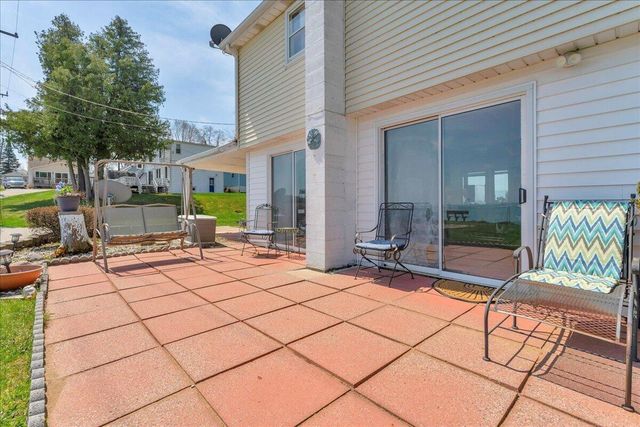 7226 Lakeview Drive, Lexington, MI 48450