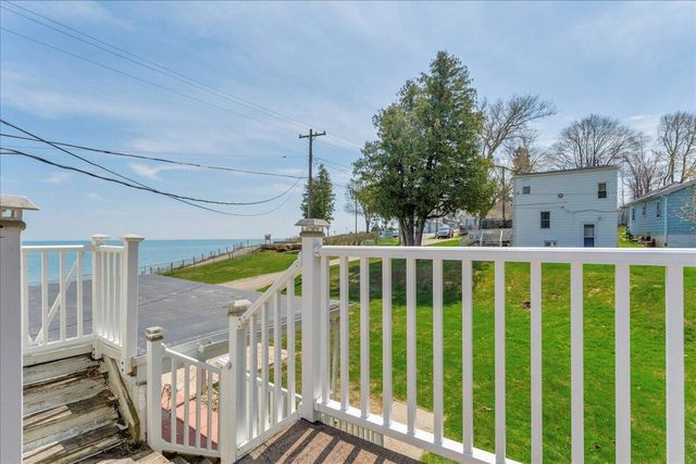 7226 Lakeview Drive, Lexington, MI 48450