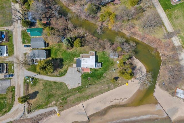 7226 Lakeview Drive, Lexington, MI 48450