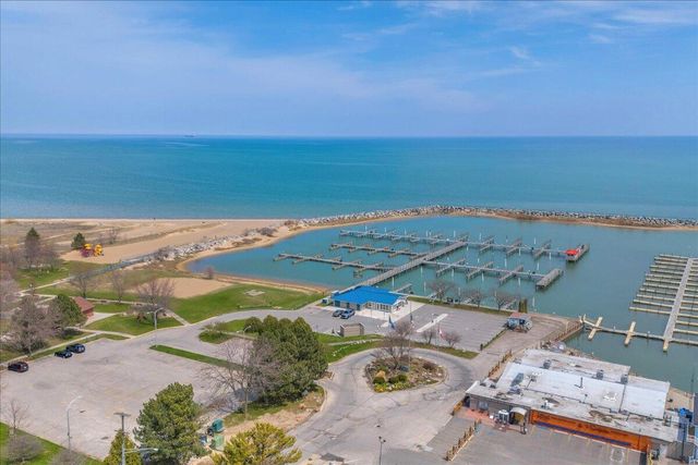 7226 Lakeview Drive, Lexington, MI 48450