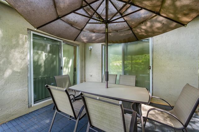 1252 Sabal Trail, Weston, FL 33327
