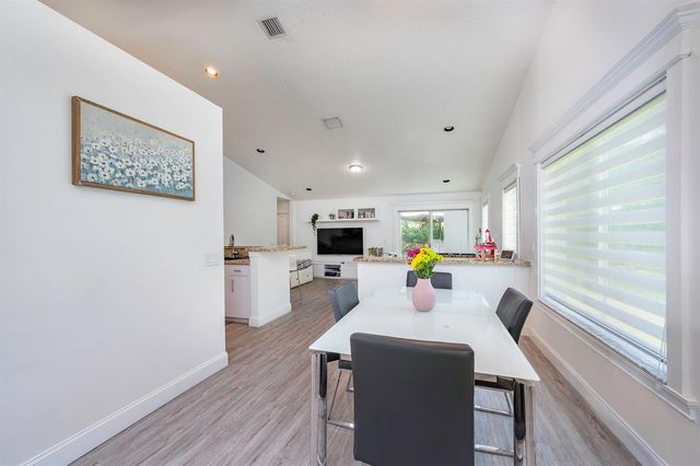 1252 Sabal Trail, Weston, FL 33327