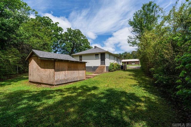 1323 W Searcy Street, Heber Springs, AR 72543
