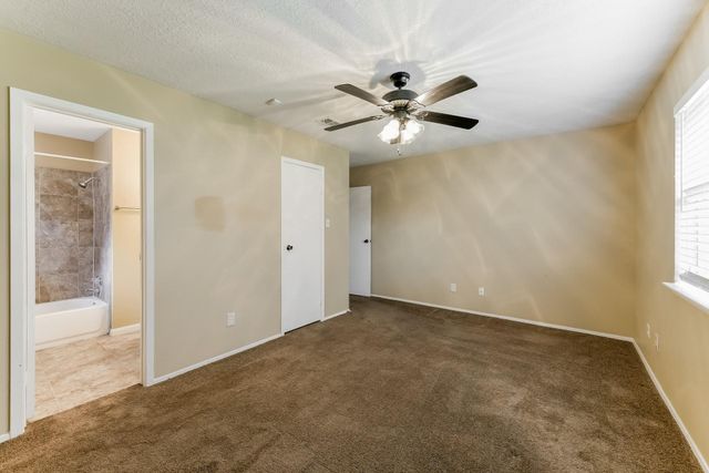 9415 Charterlawn Circle, Houston, TX 77070