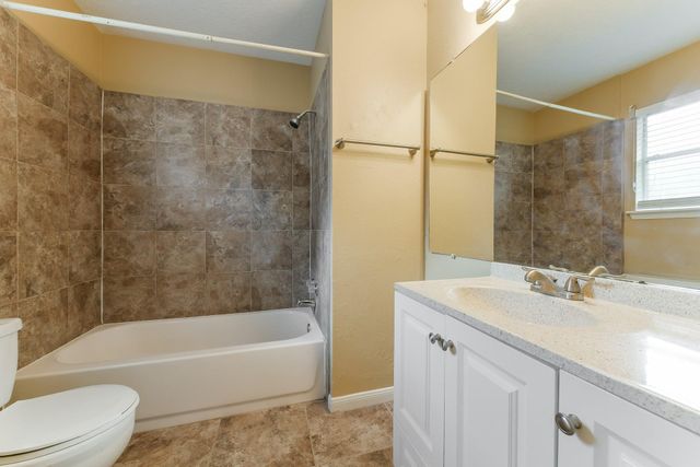 9415 Charterlawn Circle, Houston, TX 77070