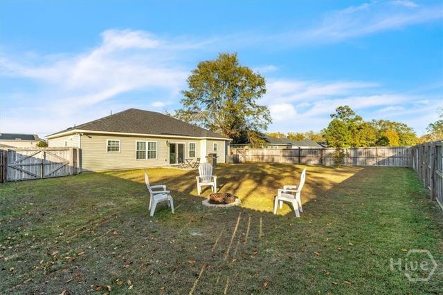 203 Bull Street, Glennville, GA 30427