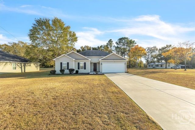 203 Bull Street, Glennville, GA 30427