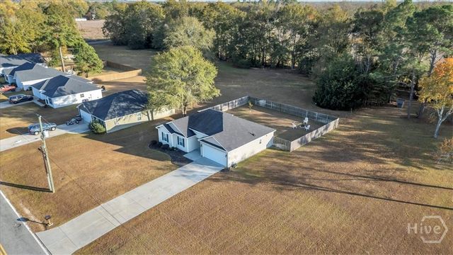 203 Bull Street, Glennville, GA 30427