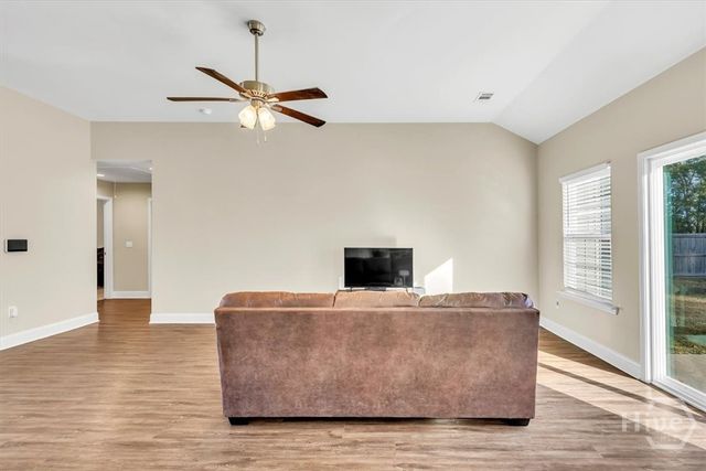 203 Bull Street, Glennville, GA 30427