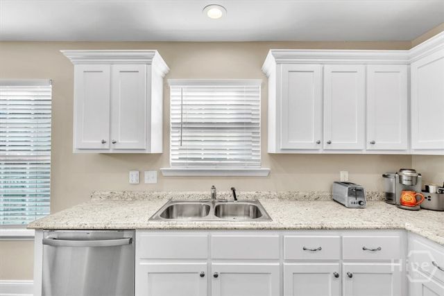 203 Bull Street, Glennville, GA 30427