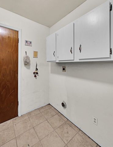 112 New Acres Drive, Hewitt, TX 76643