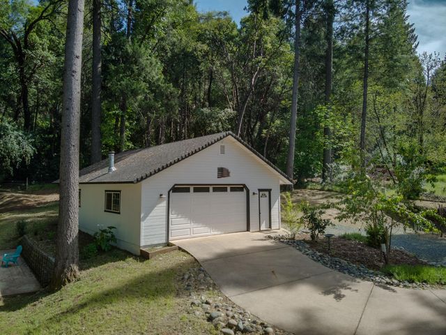 5257 Cold Springs Dr, Foresthill, CA 95631