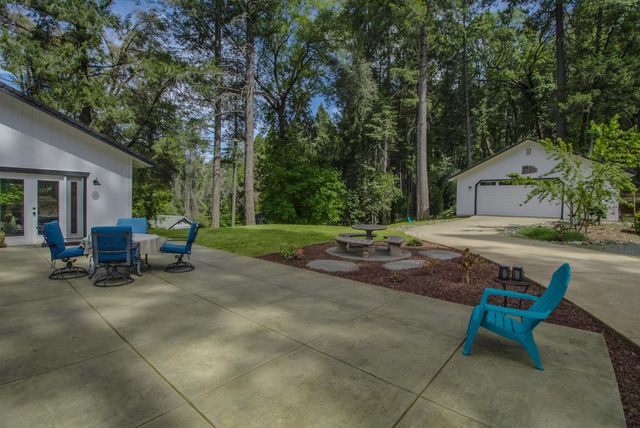 5257 Cold Springs Dr, Foresthill, CA 95631