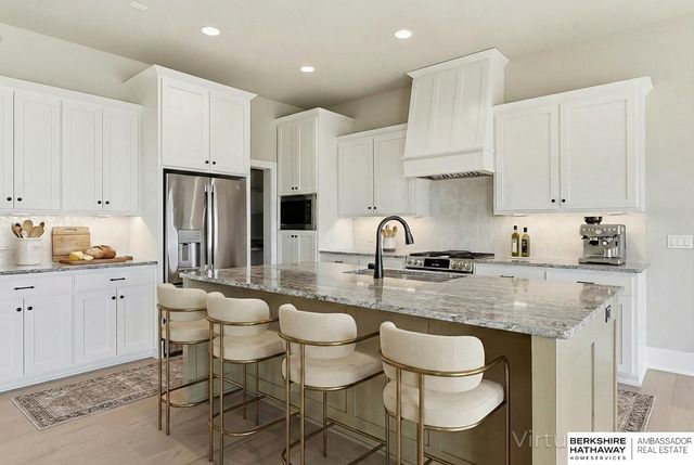 4807 N 192nd Avenue, Elkhorn, NE 68022